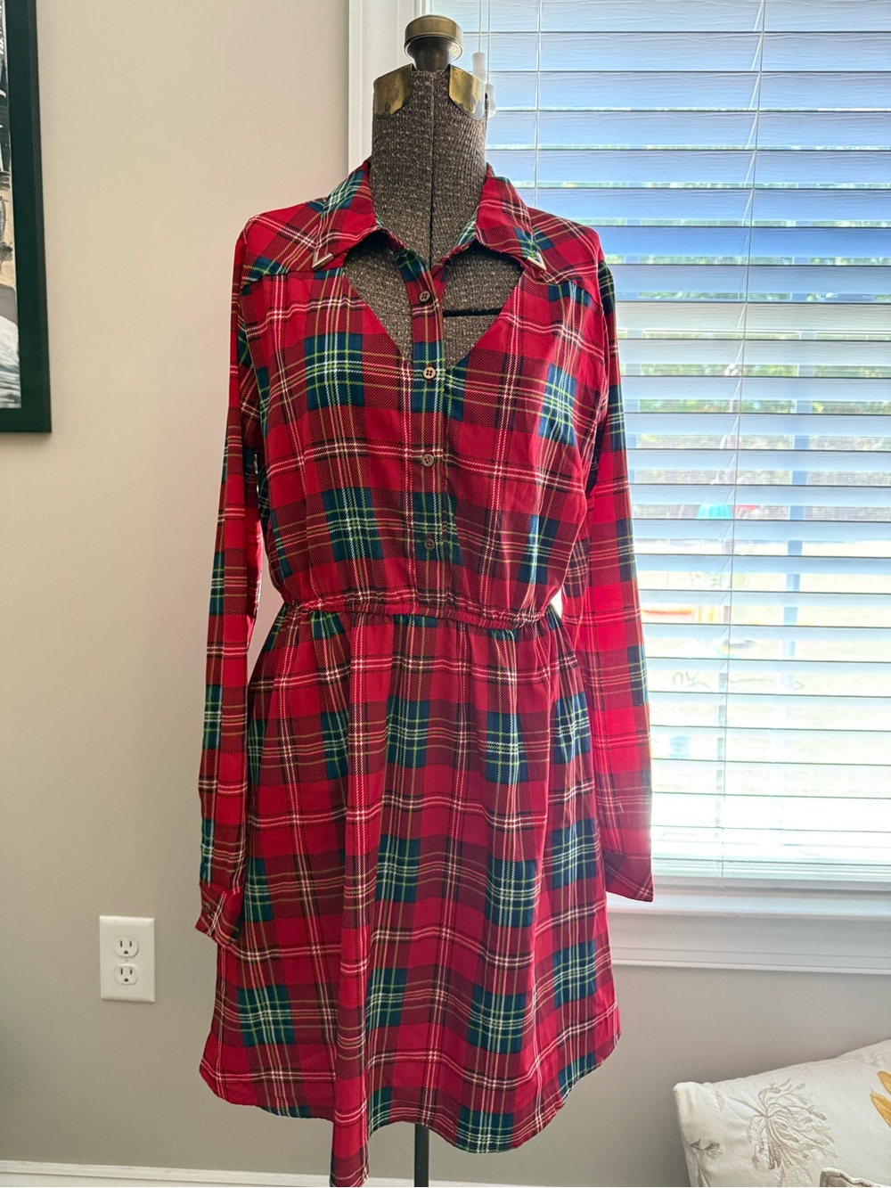 Romeo & Juliet Couture Red Plaid Long-Sleeve Shirt Dress